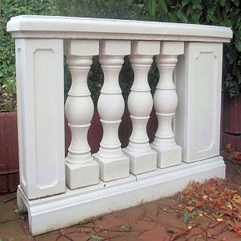Kategorie Balustraden aus Weißbeton